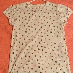 cute flowery fabric shirt :)